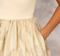 Adrianna Papell Wedding Guest Dresses|Formal Dresses*Metallic Jacquard Sleeveless Ball Gown With Crinoline Details In Light Gold