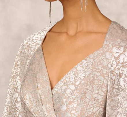 Adrianna Papell Wedding Guest Dresses|Formal Dresses*Pleated Foiled Long Column Dress With Slit And Flutter Sleeves In Silver Gold