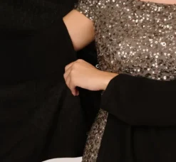 Adrianna Papell S'Hug®*Slim S'Hug® With Hidden Tunnel Sleeves In